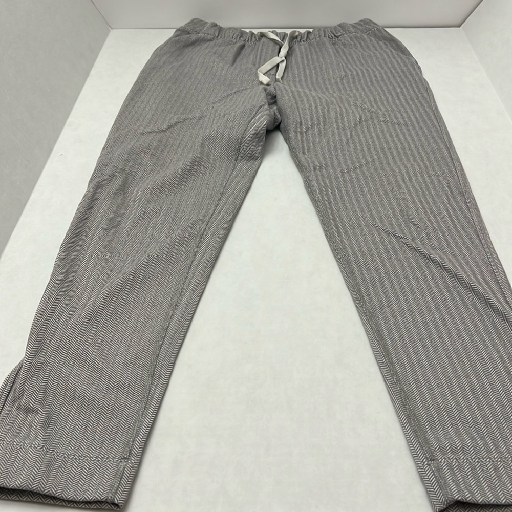 Lululemon drawstring pants